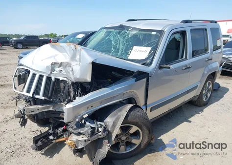 2008 Jeep Liberty Sport z USA, uszkodzony, nr VIN 1J8GP28K88W134638